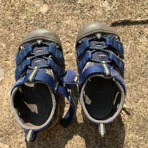 Keen Newport toddler size 7